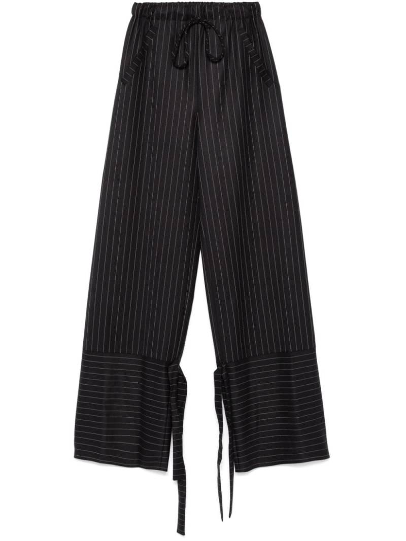 Les Filles d'Eva pinstripe-pattern trousers - Black von Les Filles d'Eva