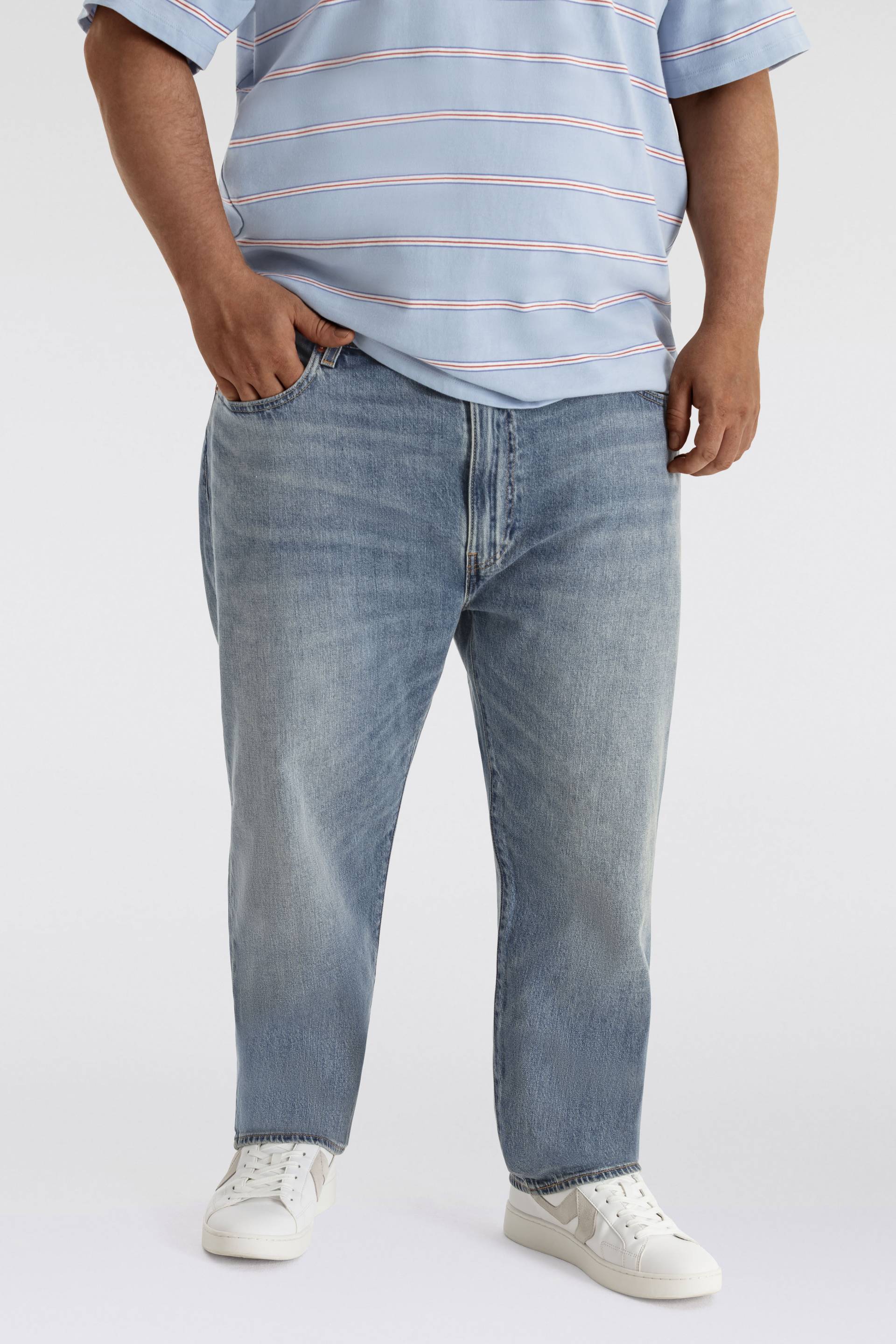 Levi's® Plus Tapered-fit-Jeans »502 TAPER B&T«, für einen lässigen Look von Levi's® Plus