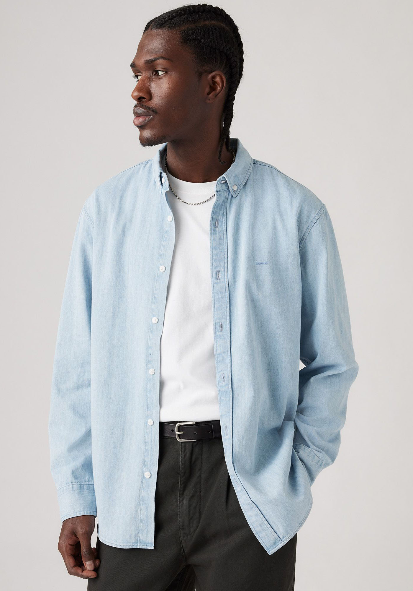 Levi's® Langarmhemd »AUTHENTIC BUTTON DOWN«, mit Ton-in-Ton Logostickerei auf der Brust von Levi's®