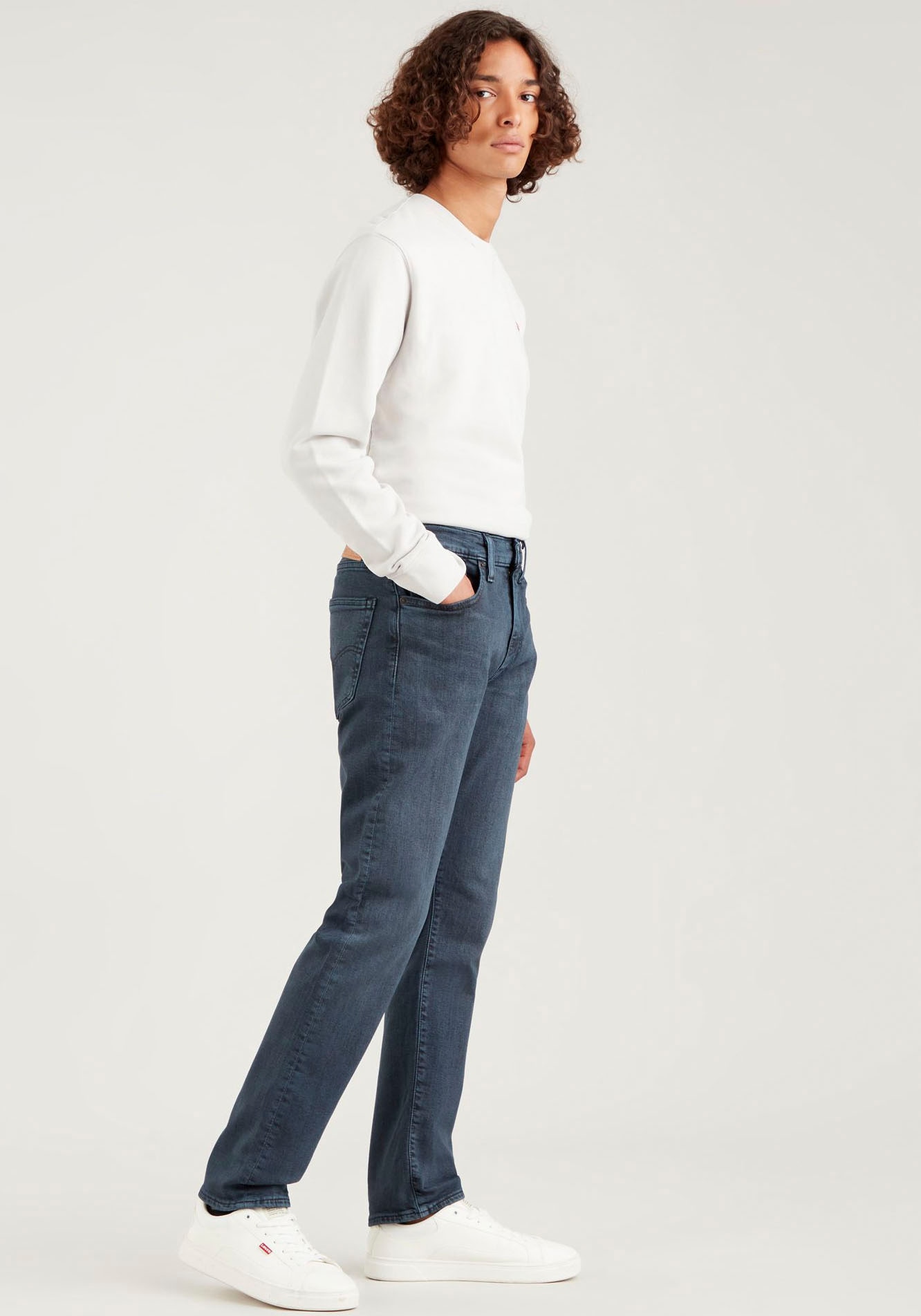 Levi's® Tapered-fit-Jeans »502 TAPER«, in elegantem, modernem Stil von Levi's®