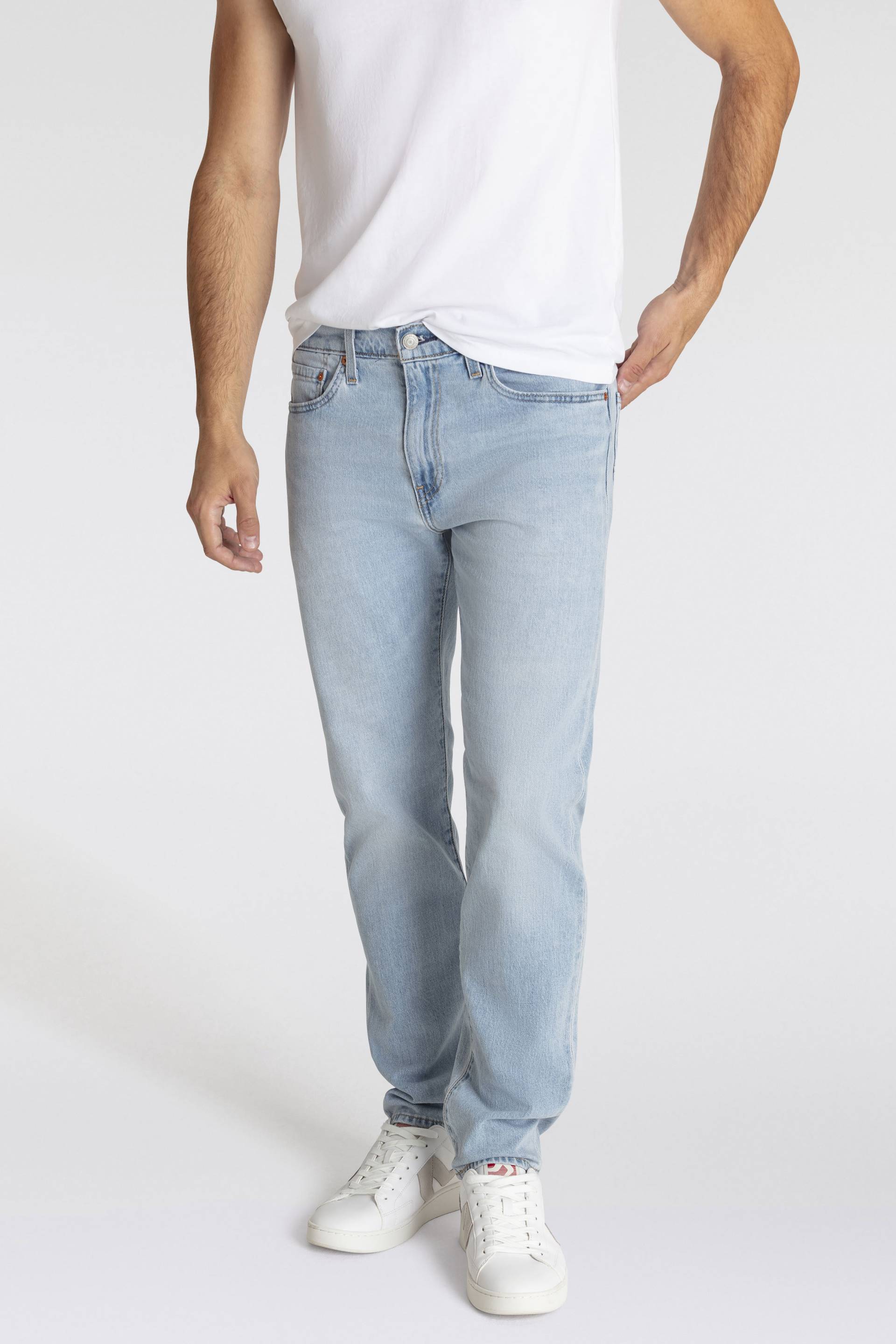 Levi's® Tapered-fit-Jeans »502 TAPER«, in elegantem, modernem Stil von Levi's®