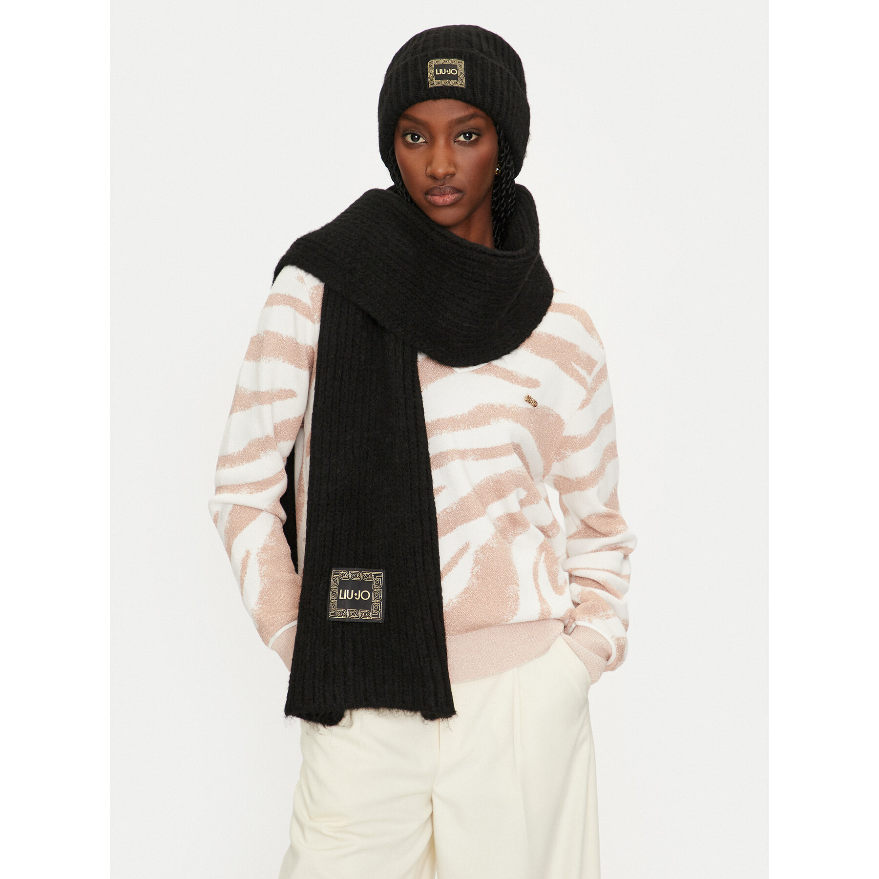 Set Schal und Mütze Liu Jo Set Sciarpa Beanie 2F4036 M0300 Schwarz Set Schal und Mütze Liu Jo Set Sciarpa Beanie 2F4036 M0300 Schwarz von Liu Jo