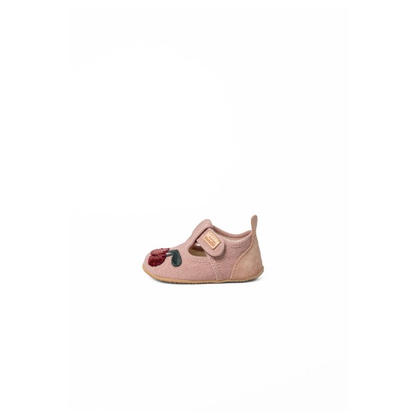 Living Kitzbühel - Baby's Cheecky Cherry - Hüttenschuhe Gr 21 braun von Living Kitzbühel