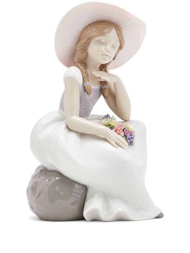 Lladró Spring has come Girl sculpture - White von Lladró