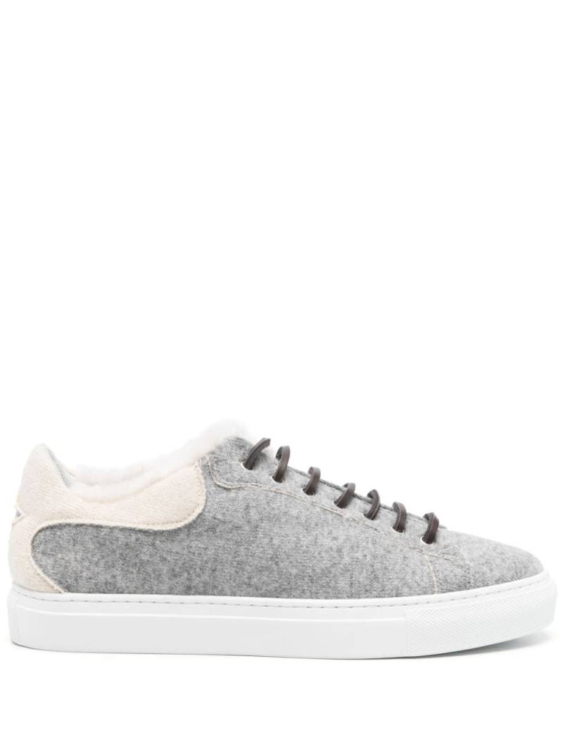 Lorena Antoniazzi embossed-star sneakers - Grey von Lorena Antoniazzi