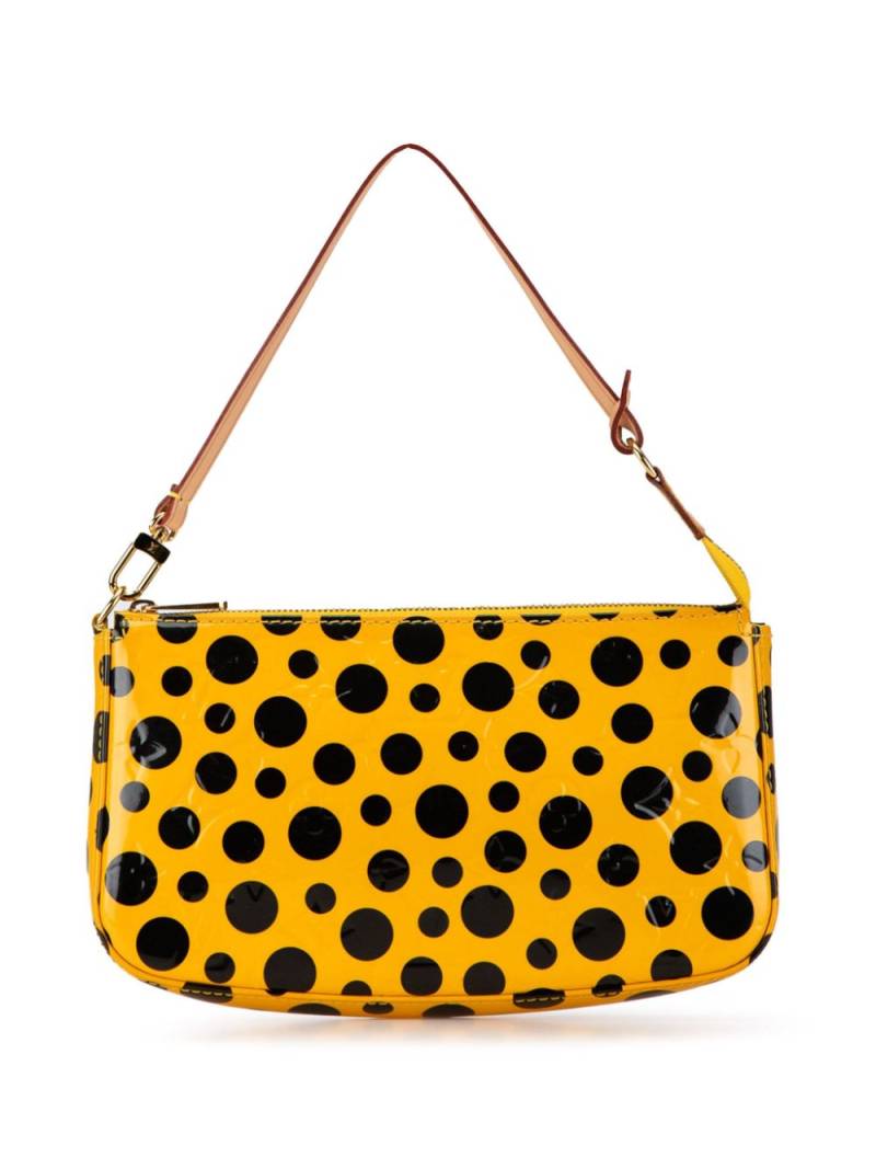 Louis Vuitton Pre-Owned 2012 x Yayoi Kusama Monogram Vernis Dots Infinity Pochette Accessoires shoulder bag - Yellow von Louis Vuitton Pre-Owned