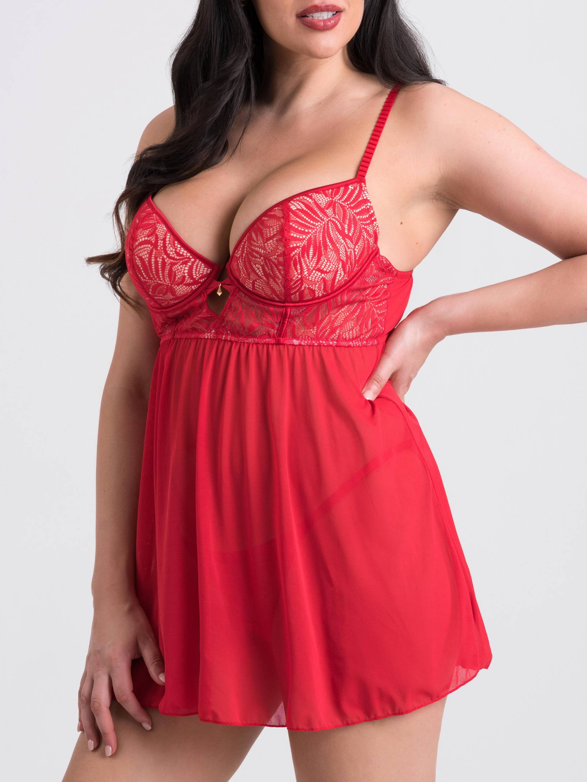 Lovehoney Parisienne Charm Lace Babydoll Set , Rot - Amorana von Lovehoney Lingerie