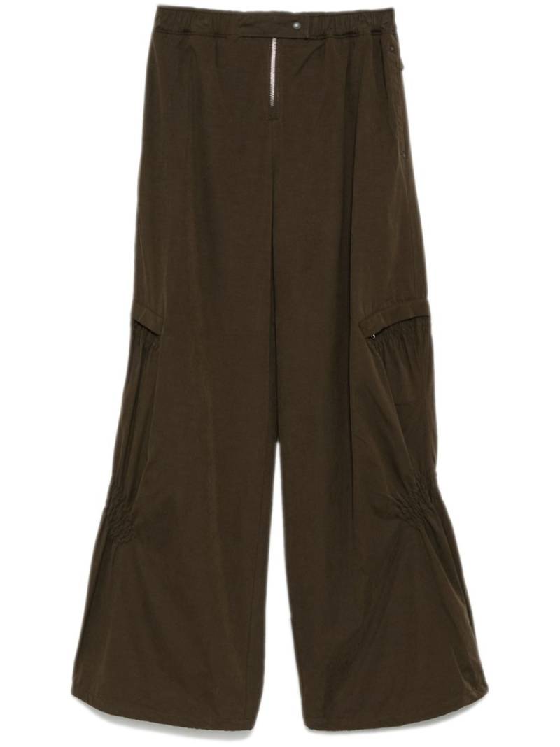 Low Classic shirring volume pants - Brown von Low Classic