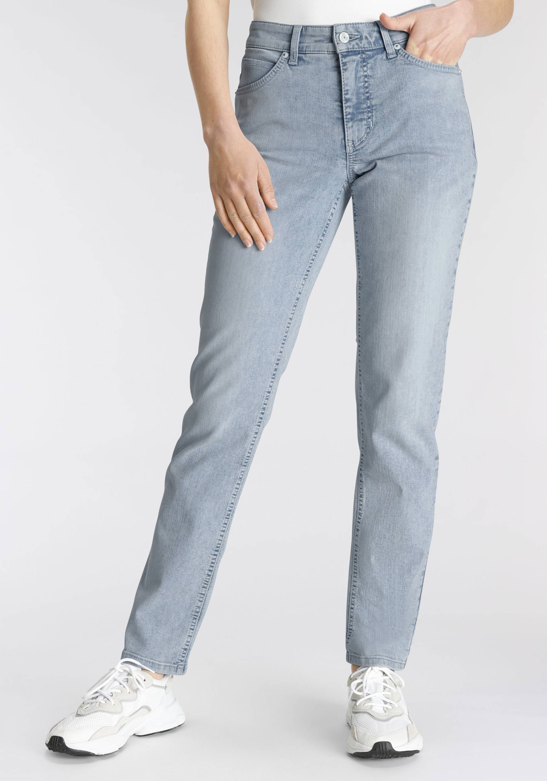 MAC Gerade Jeans »Melanie New«, Neue Teilungsnähte an den vorderen Taschen von MAC
