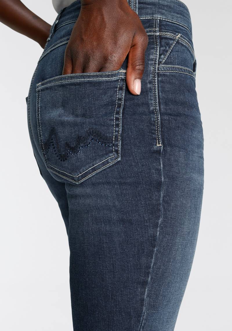 MAC Gerade Jeans »Melanie Wave-Glam«, Glizernsteinchen und Stickerei auf den hinteren Taschen von MAC