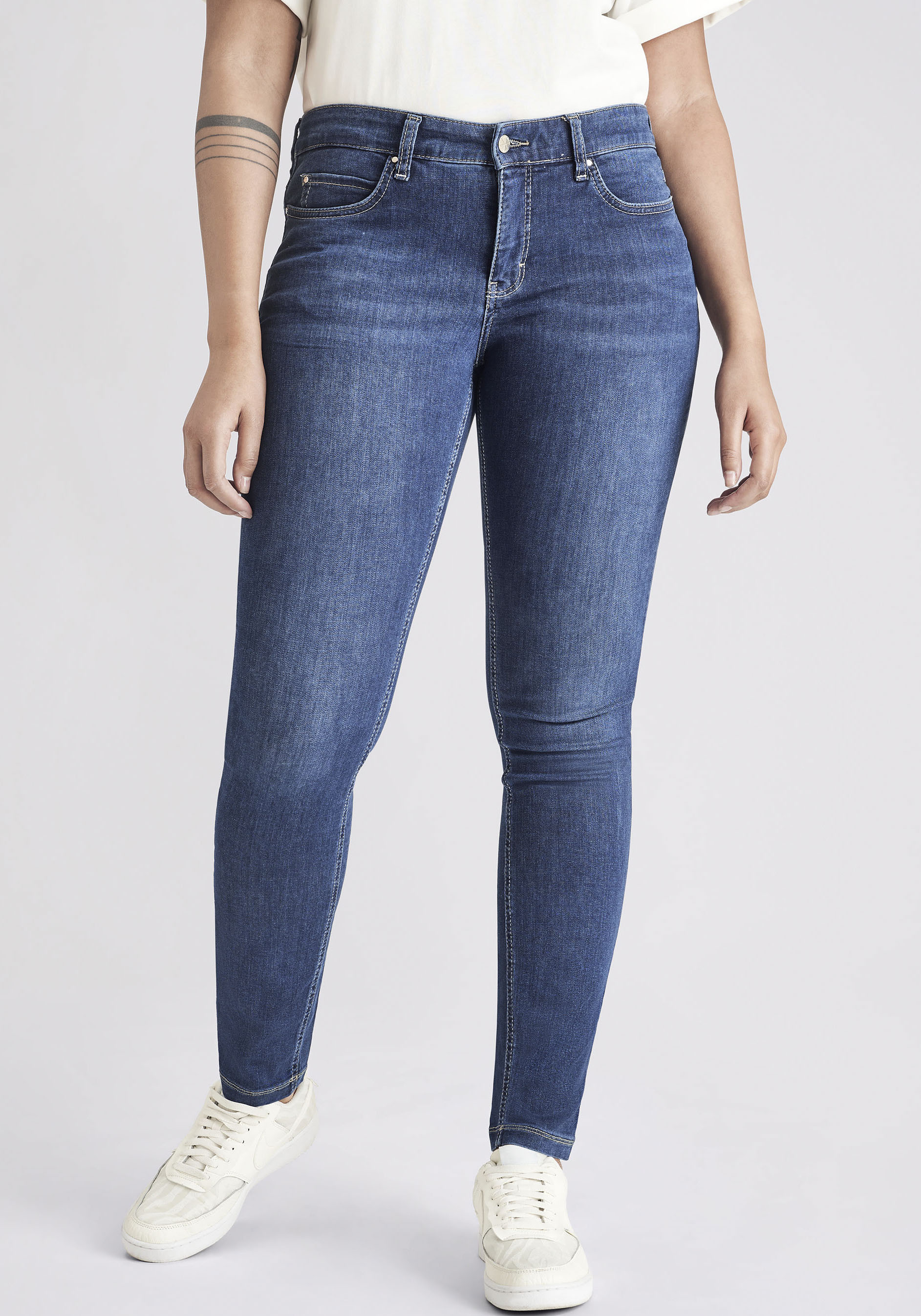 MAC Skinny-fit-Jeans »Dream Skinny«, in hochelastische Qualität für den perfekten Sitz MAC Skinny-fit-Jeans »Dream Skinny«, in hochelastische Qualität für den perfekten Sitz von MAC