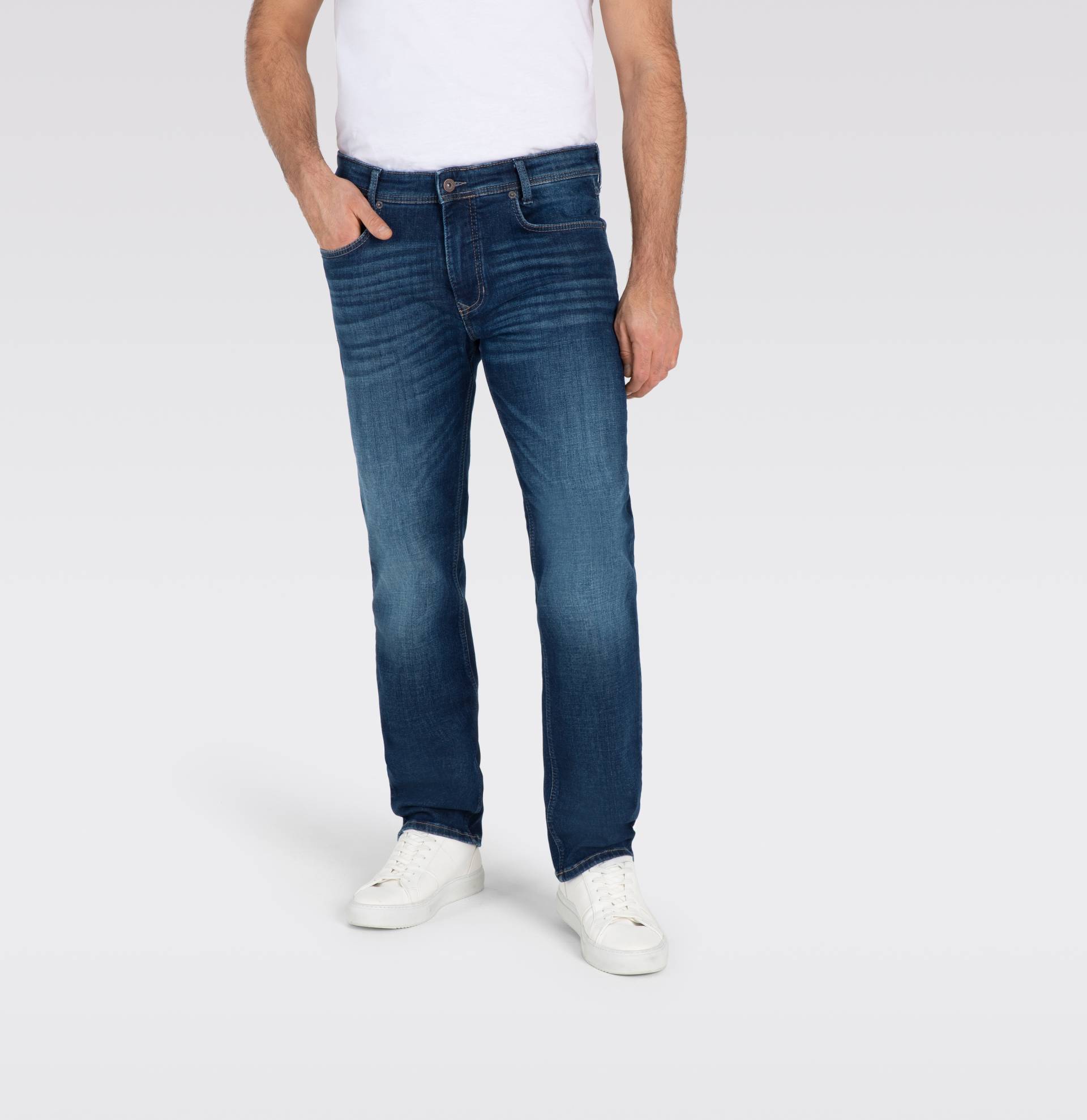 MAC Straight-Jeans »Arne«, in gepflegter Optik, mit Stretch MAC Straight-Jeans »Arne«, in gepflegter Optik, mit Stretch von MAC
