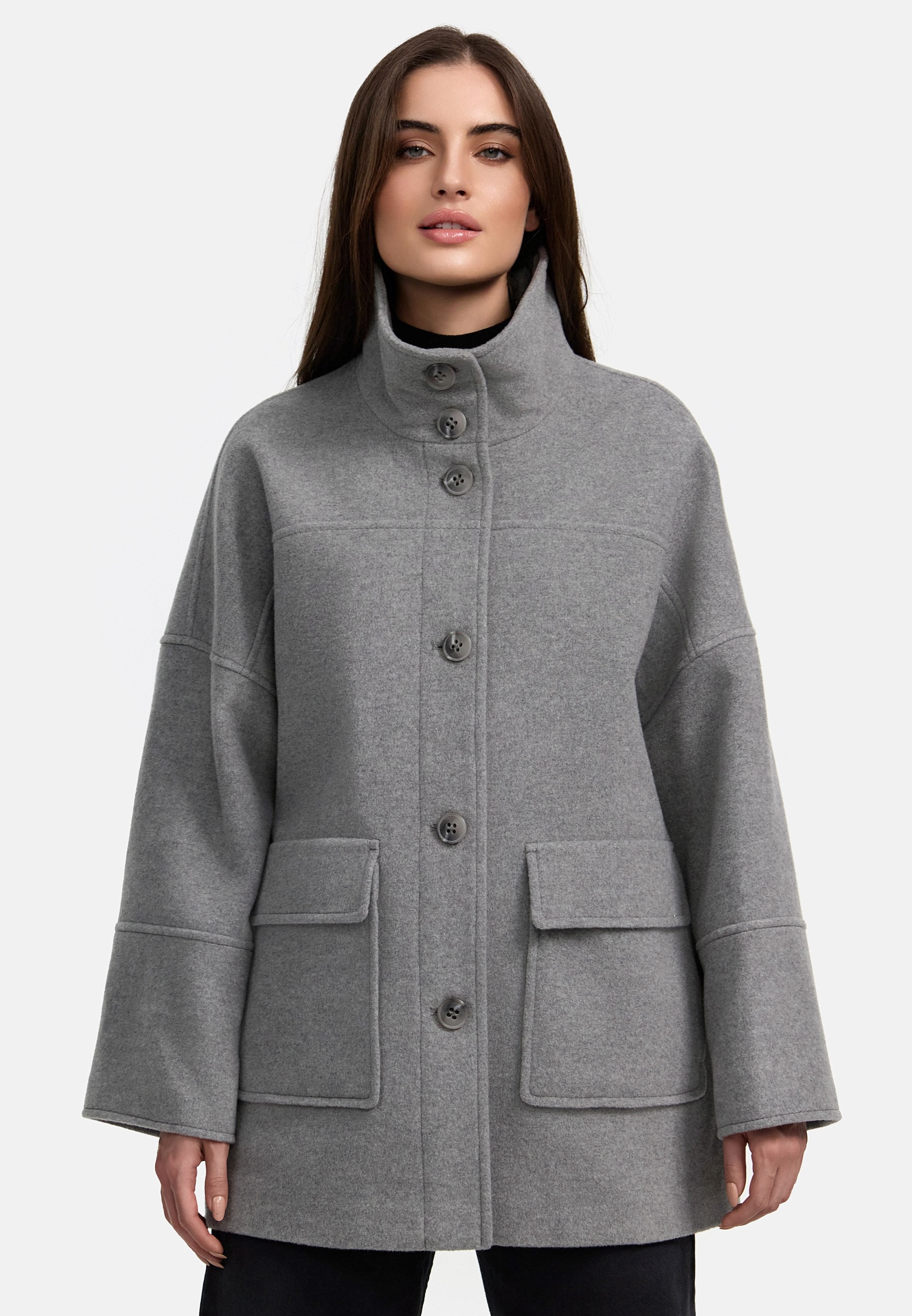 MANISA Winterjacke, ohne Kapuze, mit Taschen MANISA Winterjacke, ohne Kapuze, mit Taschen von MANISA