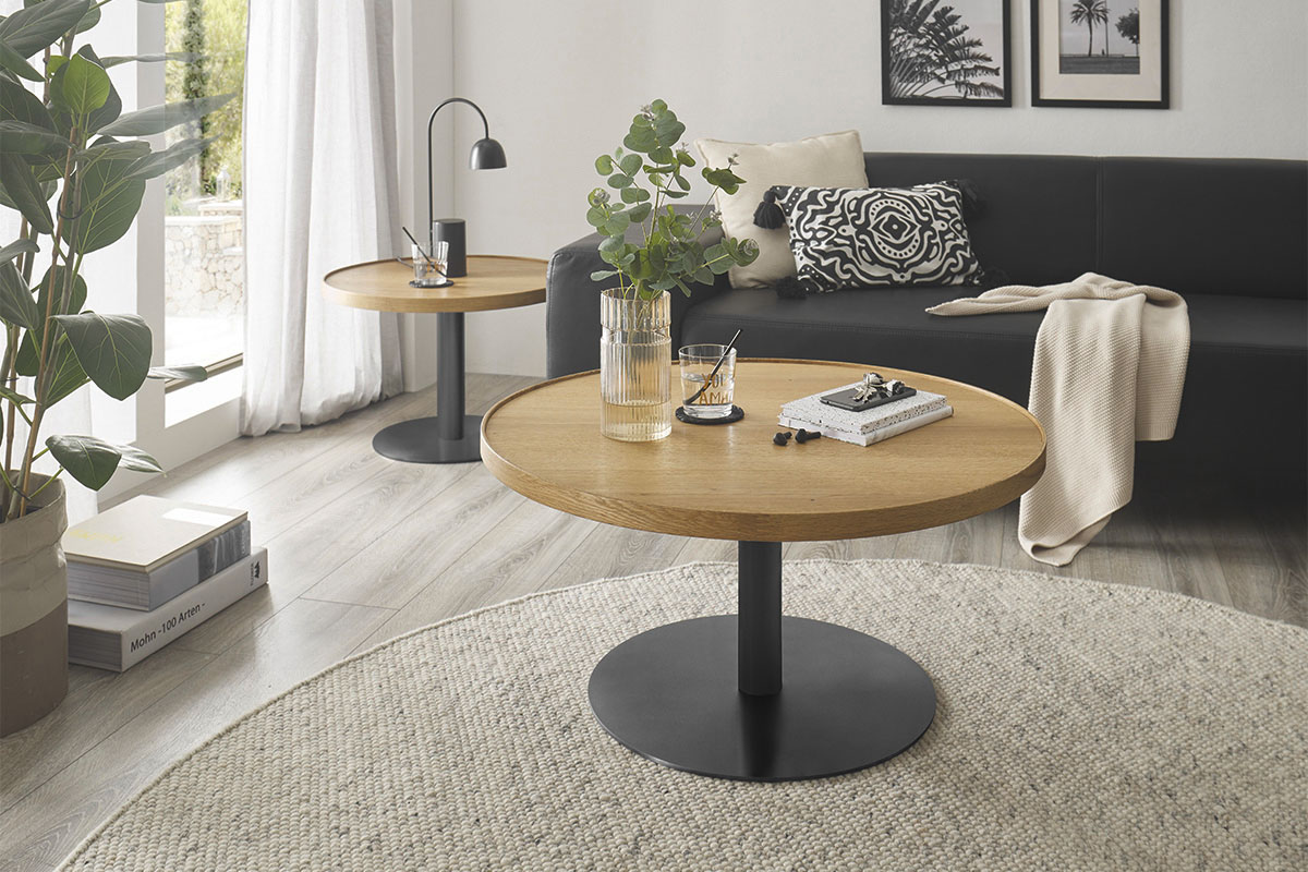 MCA furniture Couchtisch »MONTEVERDE«, Eiche furniert, Säule Ø 60 mm, Bodenplatte Ø 370 mm, belastbar 20 kg MCA furniture Couchtisch »MONTEVERDE«, Eiche furniert, Säule Ø 60 mm, Bodenplatte Ø 370 mm, belastbar 20 kg von MCA furniture