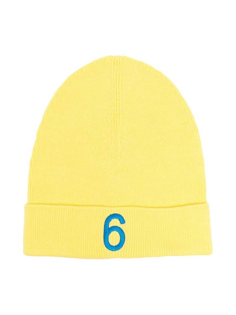 MM6 Maison Margiela Kids embroidered-logo detail beanie - Yellow von MM6 Maison Margiela Kids