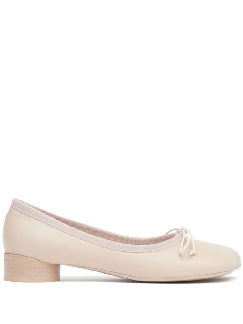 MM6 Maison Margiela Anatomic leather ballerina shoes - Neutrals von MM6 Maison Margiela