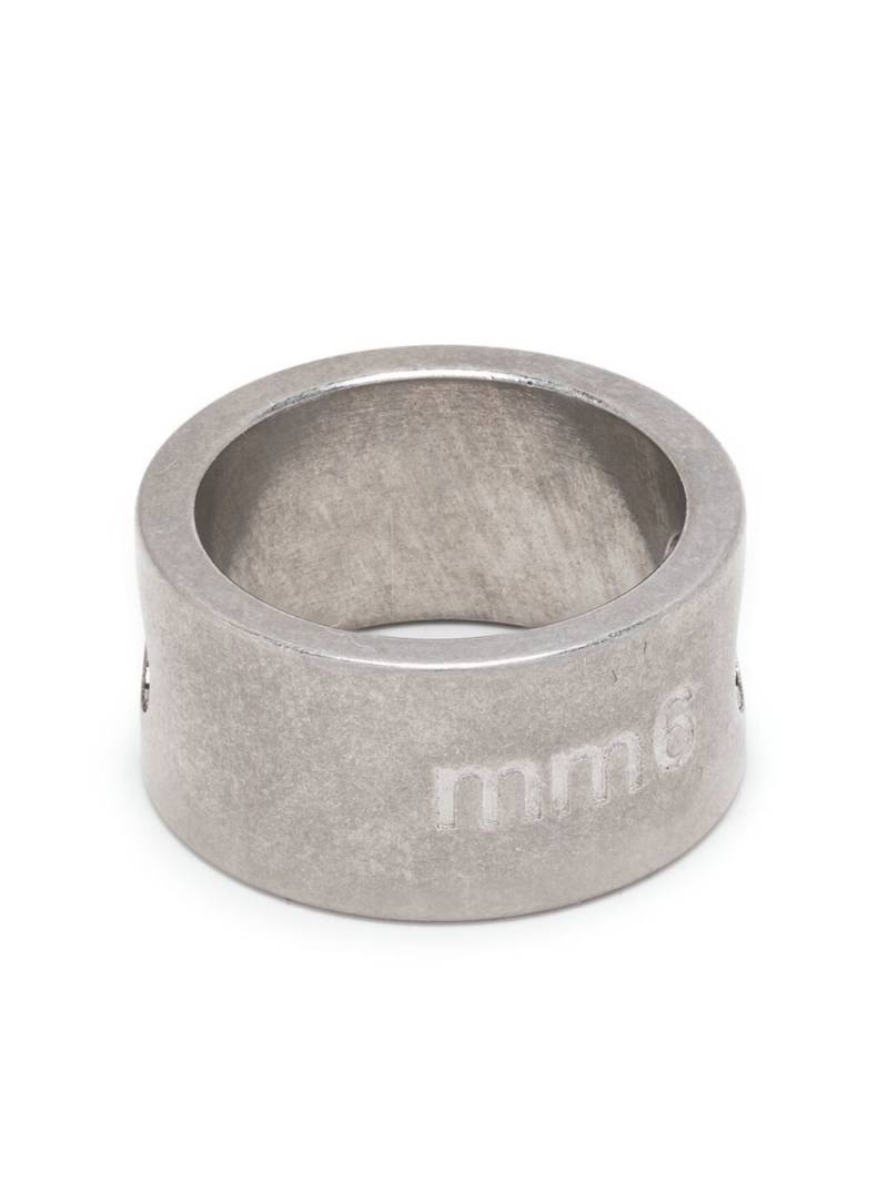 MM6 Maison Margiela Circle Hole engraved ring - Silver von MM6 Maison Margiela