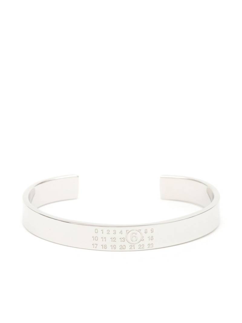 MM6 Maison Margiela Numeric engraved cuff bracelet - Silver von MM6 Maison Margiela