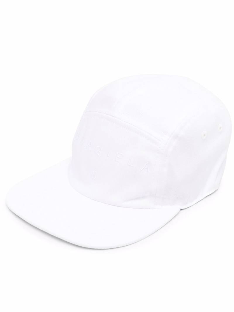 MM6 Maison Margiela logo-embroidered cotton trucker cap - White von MM6 Maison Margiela