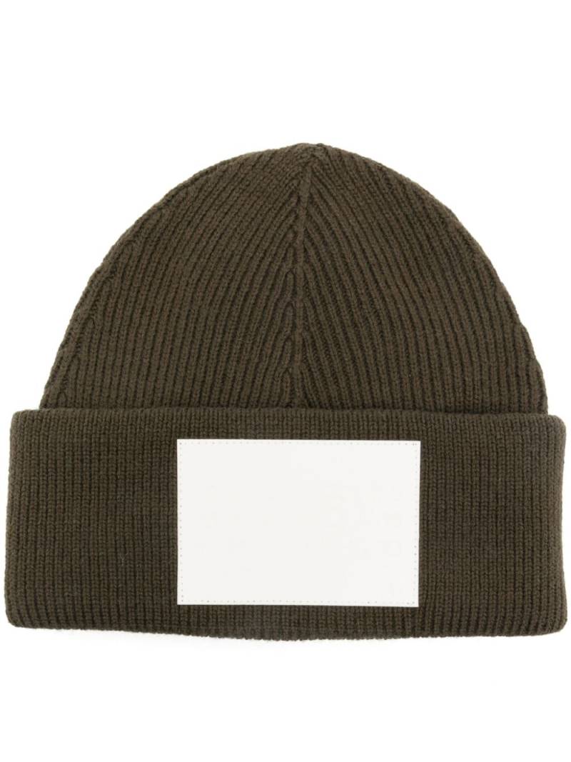 MM6 Maison Margiela numbers-motif knitted beanie - Green von MM6 Maison Margiela