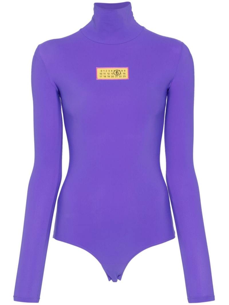 MM6 Maison Margiela numbers-patch bodysuit - Purple von MM6 Maison Margiela