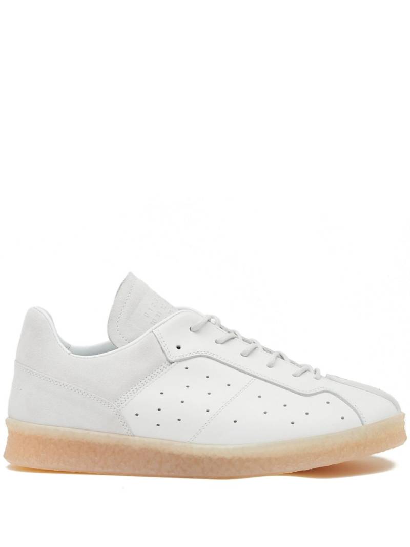 MM6 Maison Margiela stitch-logo leather sneakers - White von MM6 Maison Margiela