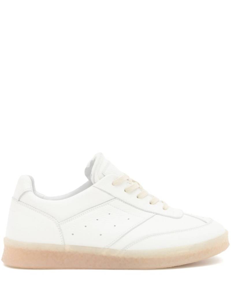 MM6 Maison Margiela stitch-logo leather sneakers - White von MM6 Maison Margiela