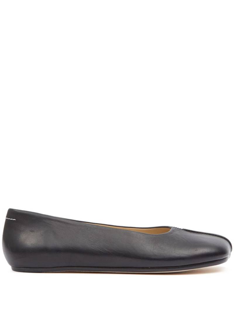 MM6 Maison Margiela stitch-out leather ballerina shoes - Black von MM6 Maison Margiela