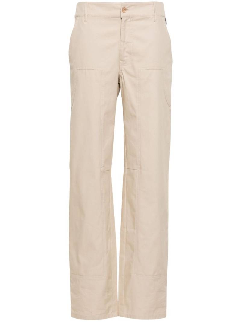 MOSCHINO JEANS logo-tag trousers - Neutrals von MOSCHINO JEANS