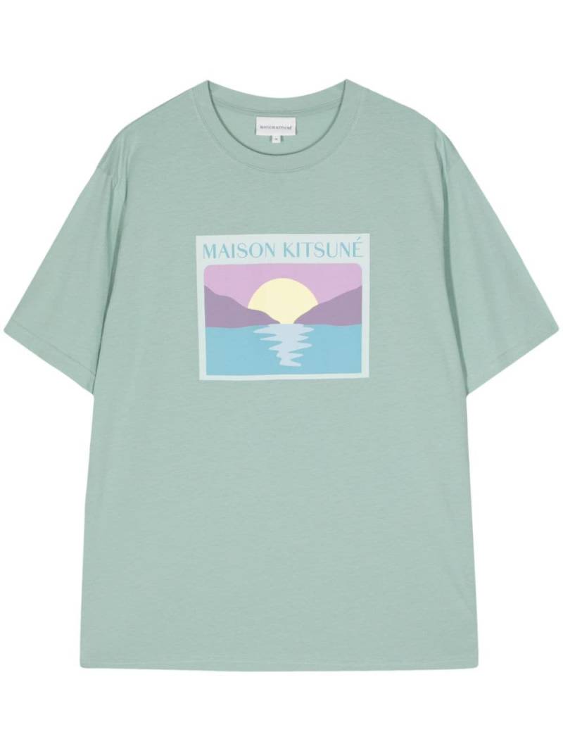 Maison Kitsuné Sunset Postcard-print cotton T-shirt - Green von Maison Kitsuné