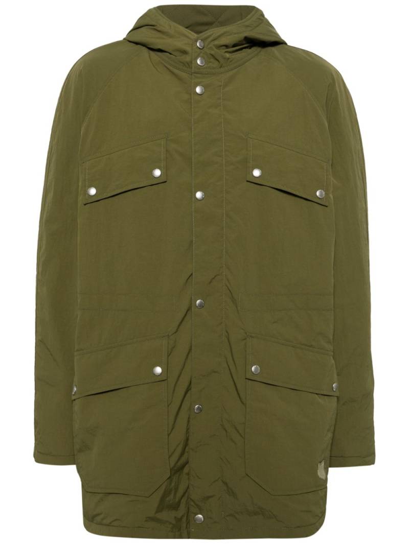 Maison Kitsuné fox-appliqué hooded parka - Green von Maison Kitsuné