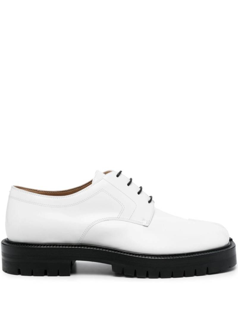 Maison Margiela Tabi leather Derby shoes - White von Maison Margiela