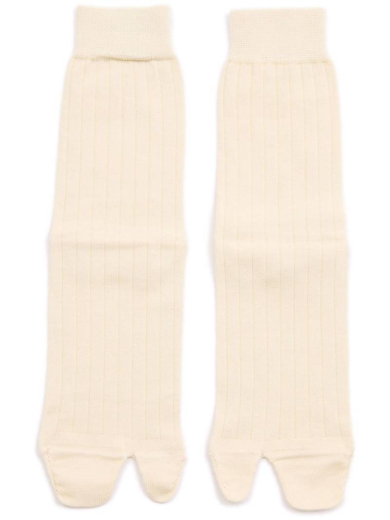 Maison Margiela Tabi socks - Neutrals von Maison Margiela