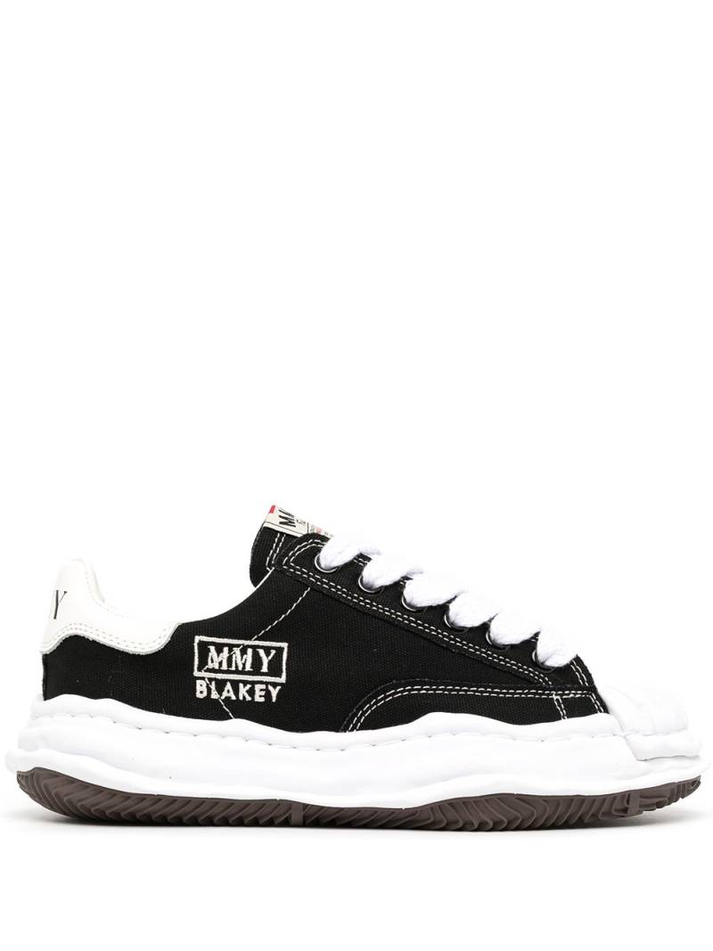 Maison MIHARA YASUHIRO Blakey low-top sneakers - Black von Maison MIHARA YASUHIRO