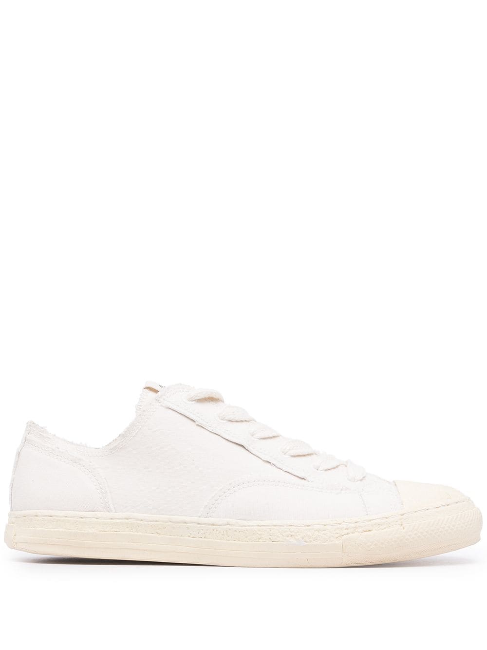 Maison MIHARA YASUHIRO General Scale low lace-up sneakers - White von Maison MIHARA YASUHIRO