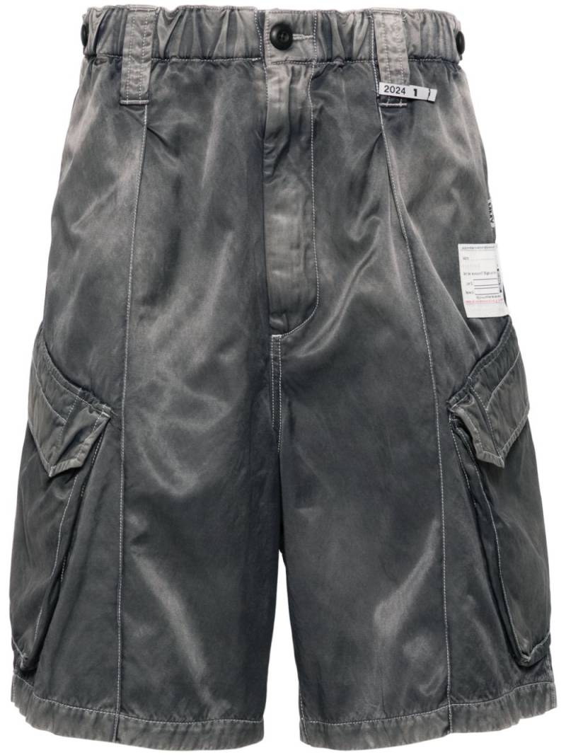 Maison MIHARA YASUHIRO logo-patches wide-leg cargo shorts - Black von Maison MIHARA YASUHIRO