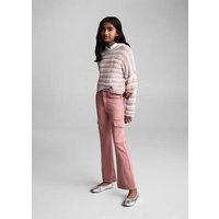 Ausgestellte Cargo-Jeans von Mango Kids