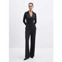 Bluse mit V-Ausschnitt in Wickel-Optik Bluse mit V-Ausschnitt in Wickel-Optik von Mango