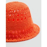 Gehäkelter Bucket Hat von Mango