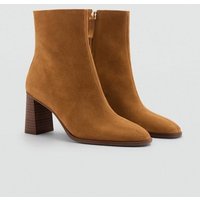 Stiefelette aus Rauleder mit Absatz von Mango