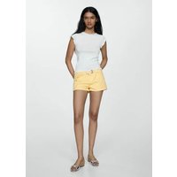 Jeans-Shorts mit Gürtel von Mango