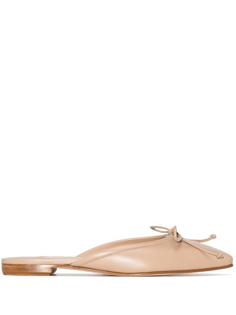 Manolo Blahnik Ballerimu pointed-toe mules - Neutrals von Manolo Blahnik