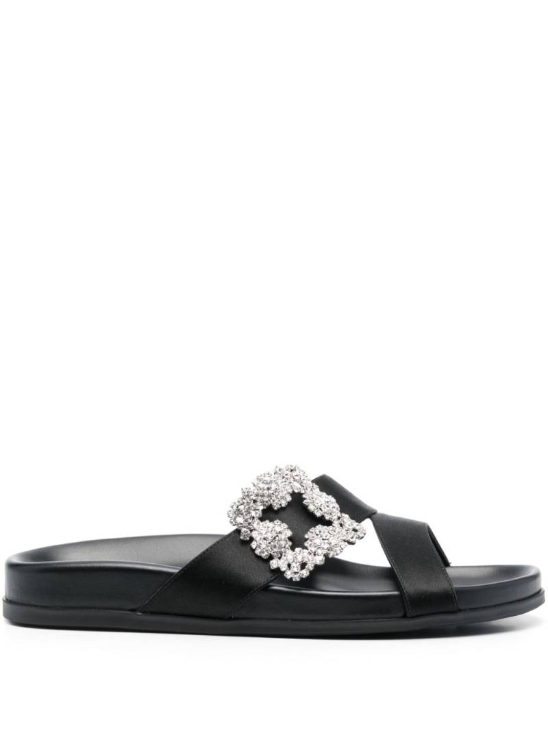 Manolo Blahnik Chilanghi satin slides - Black von Manolo Blahnik