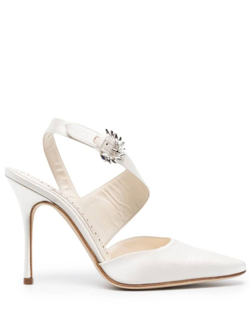 Manolo Blahnik Hafela satin embellished pumps - White von Manolo Blahnik