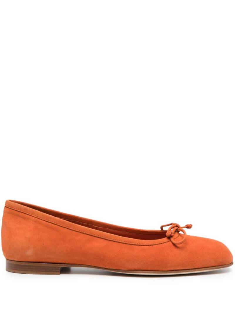 Manolo Blahnik Veralli flat suede ballerinas - Orange von Manolo Blahnik