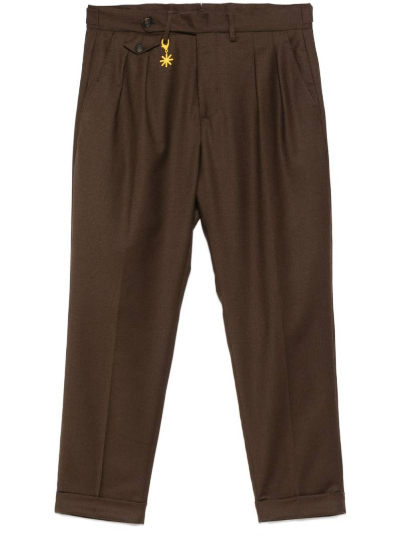 Manuel Ritz pleated tapered trousers - Brown von Manuel Ritz