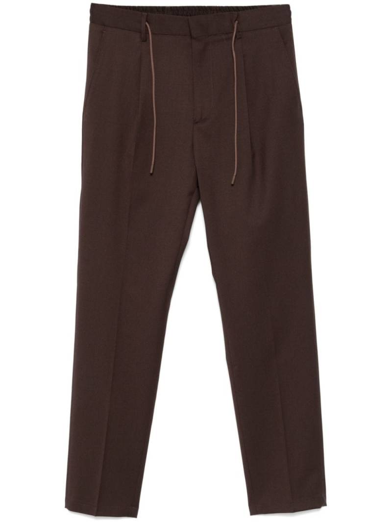 Manuel Ritz slim-cut trousers - Brown von Manuel Ritz