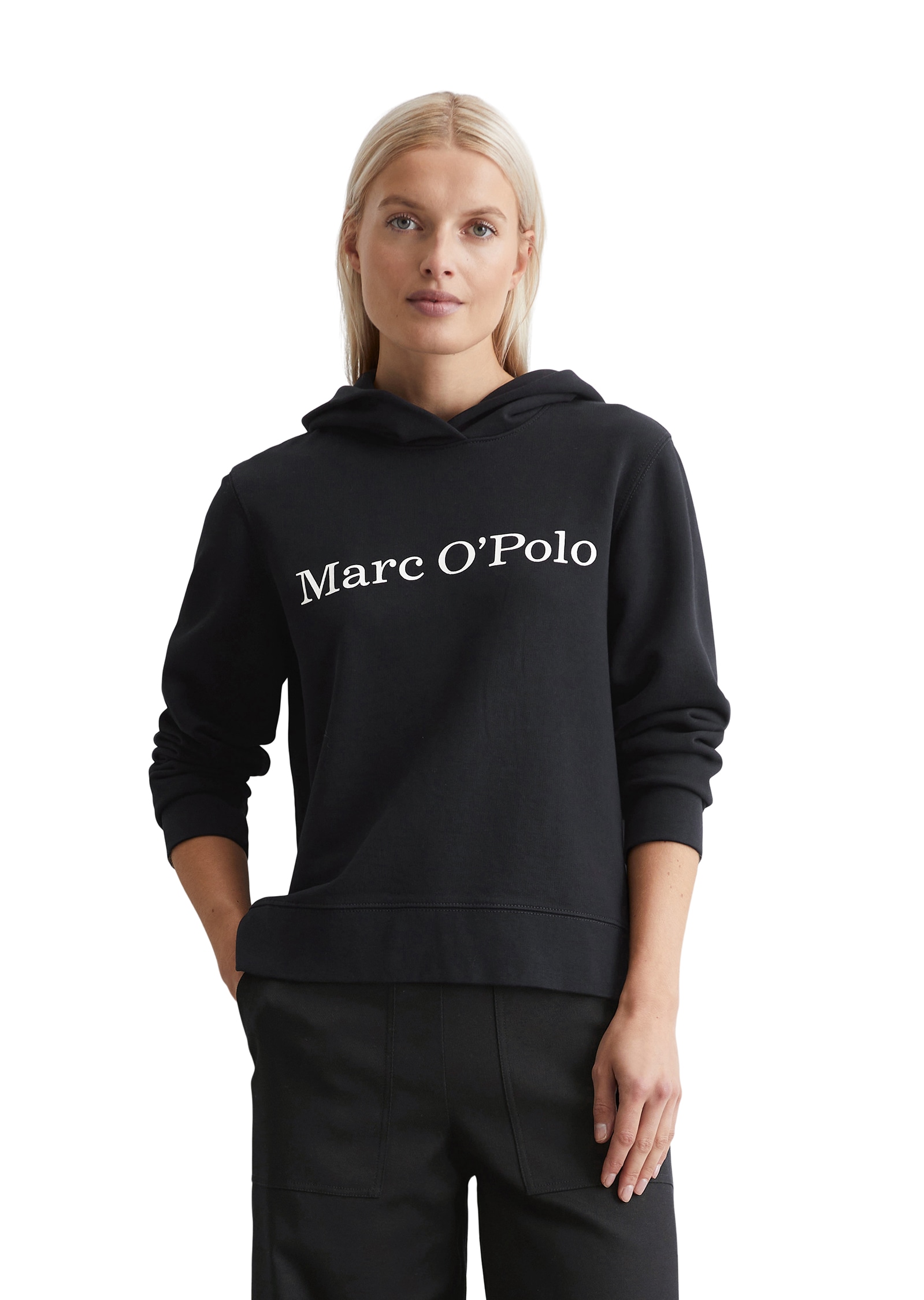 Marc O'Polo Hoodie, auf der Brust ist eine farblich passende Logo-Stickerei von Marc O'Polo