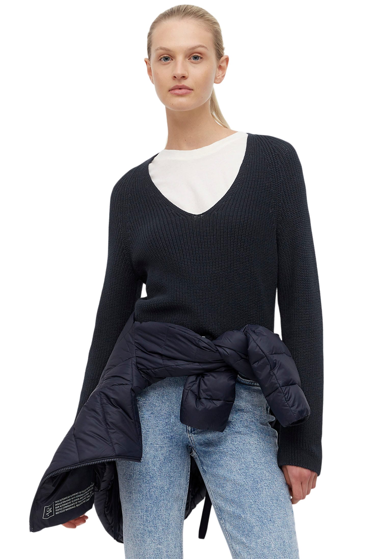 Marc O'Polo Strickpullover, mit dekorativem Strickmuster am Ärmel und V-Neck Marc O'Polo Strickpullover, mit dekorativem Strickmuster am Ärmel und V-Neck von Marc O'Polo