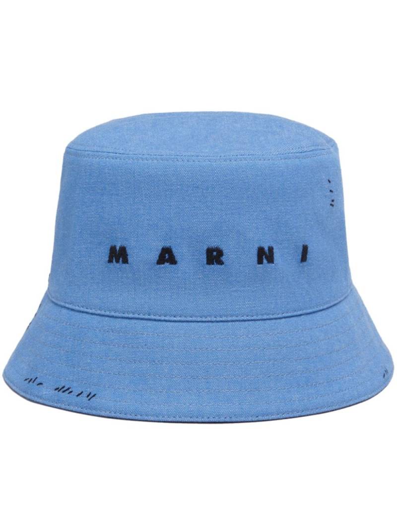 Marni logo-embroidered denim bucket hat - Blue von Marni